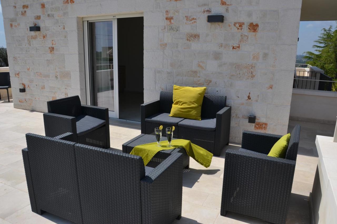 Aurora Apartment - Villaggio Di Mary Locorotondo Bagian luar foto