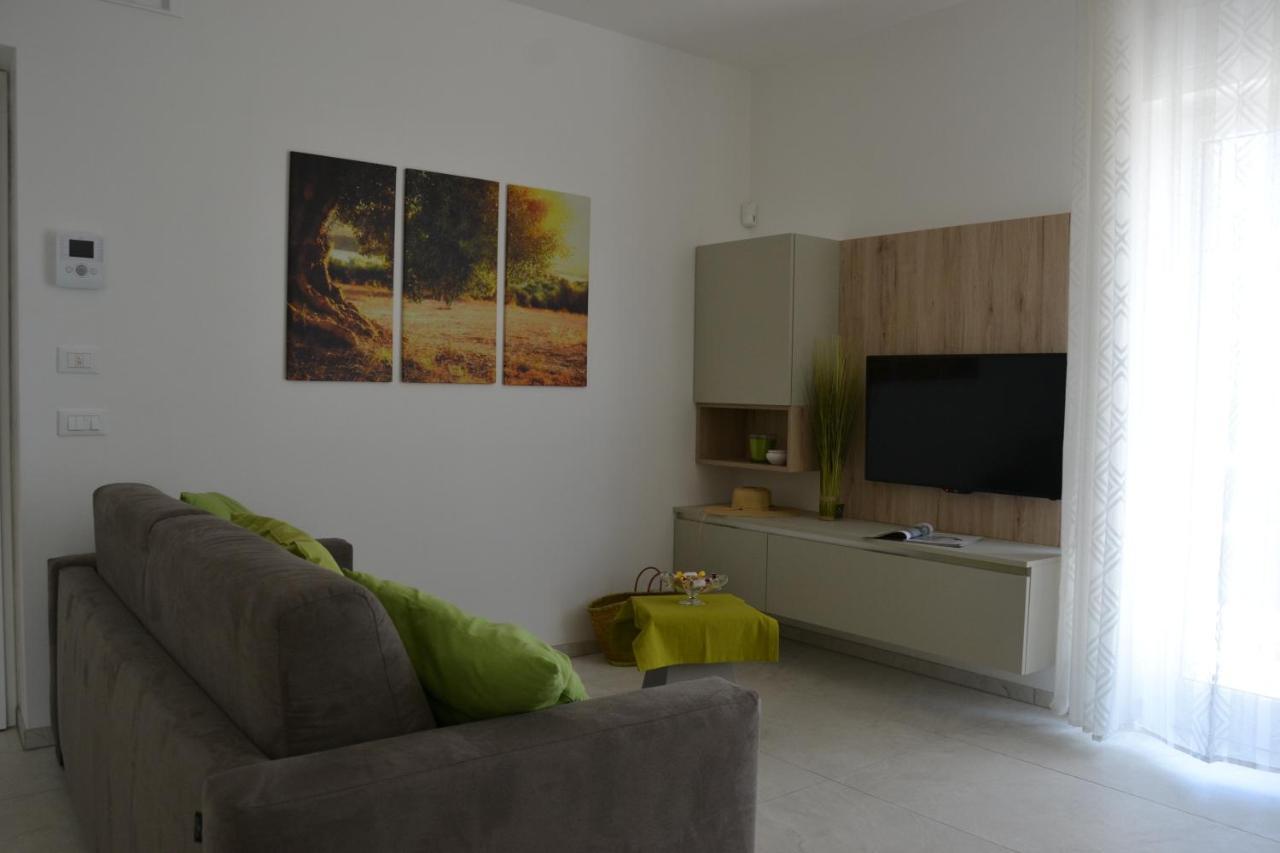 Aurora Apartment - Villaggio Di Mary Locorotondo Bagian luar foto